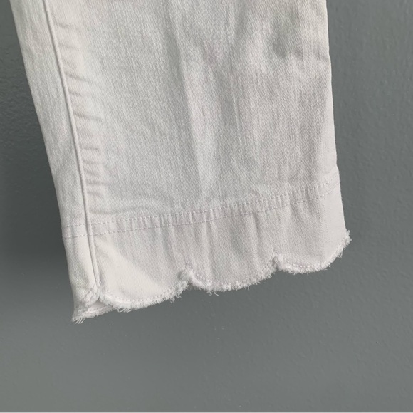 Lilly Pulitzer South Ocean Slim Crop Resort White Scalloped Jeans Sz 00 Pants - Picture 9 of 10